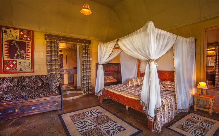 rhinowatchlodge