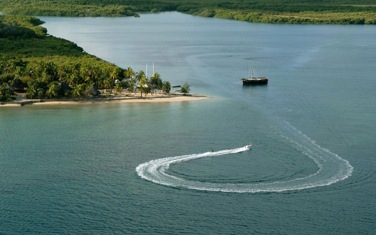 manda bay